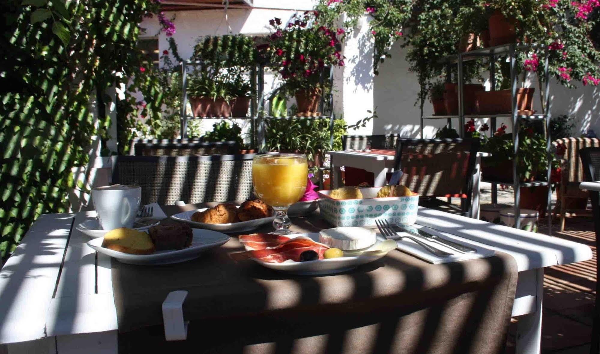 Horta D'En Rahola - Adults Only Hotel กาดาเกส ภายนอก รูปภาพ